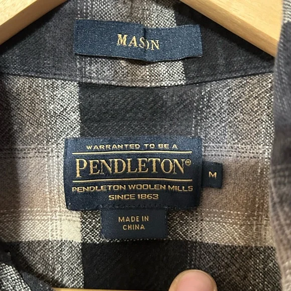 Pendleton Mason Button Up - Picture 2 of 6